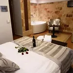 בית הארחה Paramythenio 4*