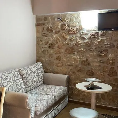 Paramythenio Pensjonat 4*