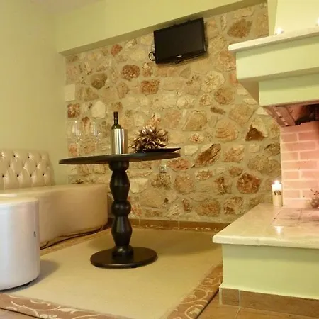 Paramythenio 4* Synikia Mesi Trikalon