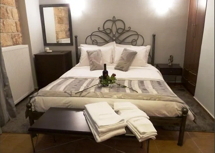 Paramythenio Konukevi