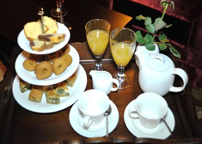 Paramythenio Konukevi