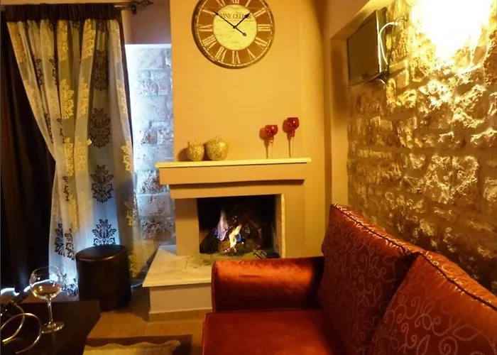 Konukevi Paramythenio